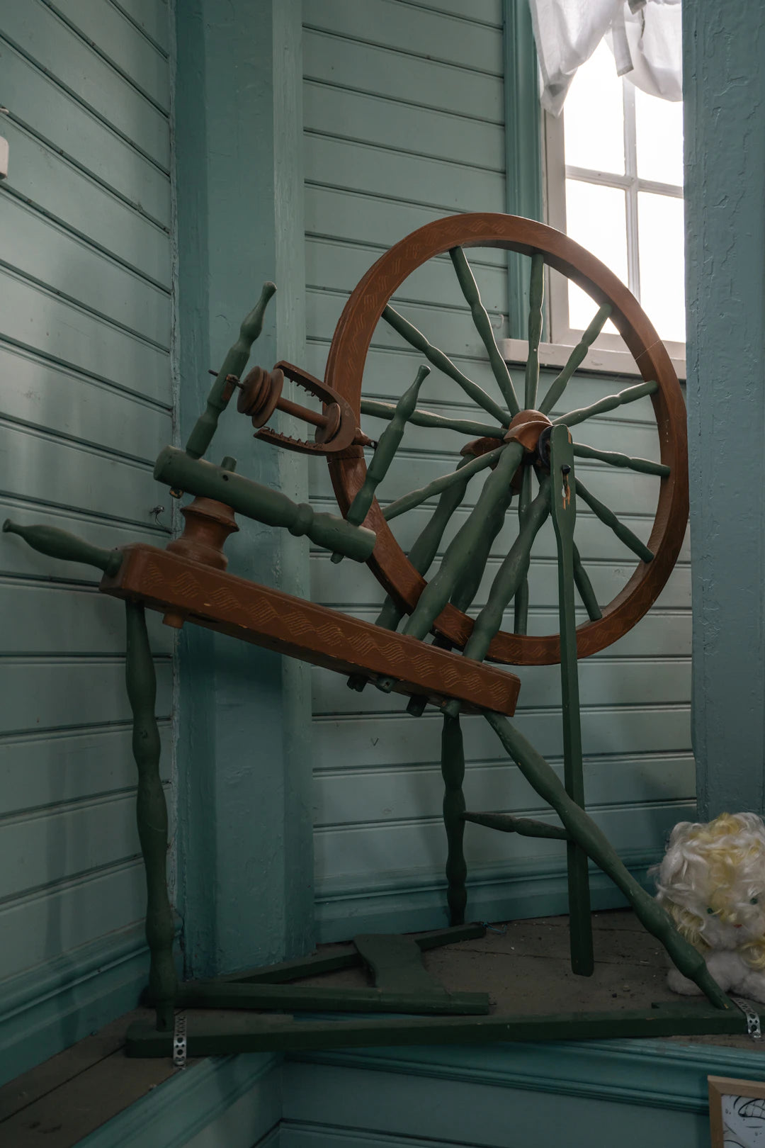 Elegant mässingscymbaler för stilfull smyckestillverkning - Hilmas Pyssel