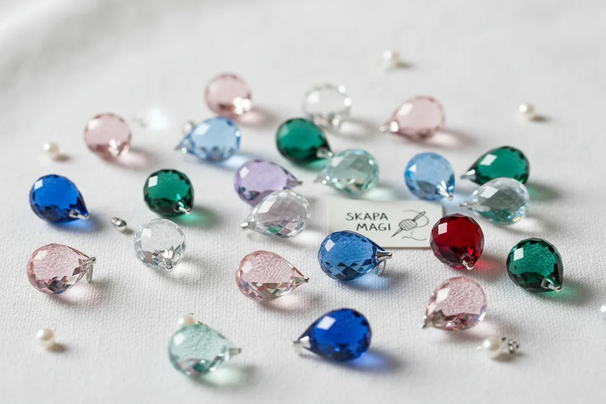 Preciosa Drop Pendant - Hilmas Pyssel