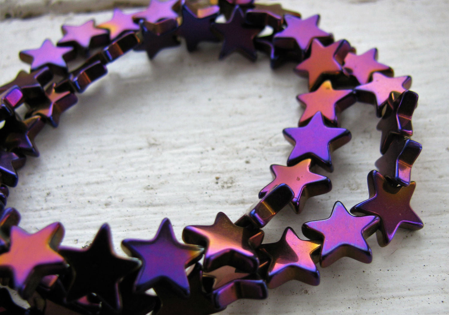 Hematit - Stjärna 8mm i Lila 1 sträng Hilmas Pyssel