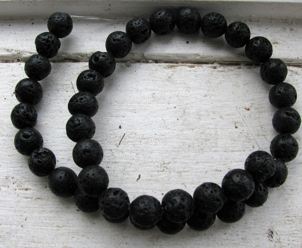 Lavasten - Svart 10 mm 1 sträng Hilmas Pyssel