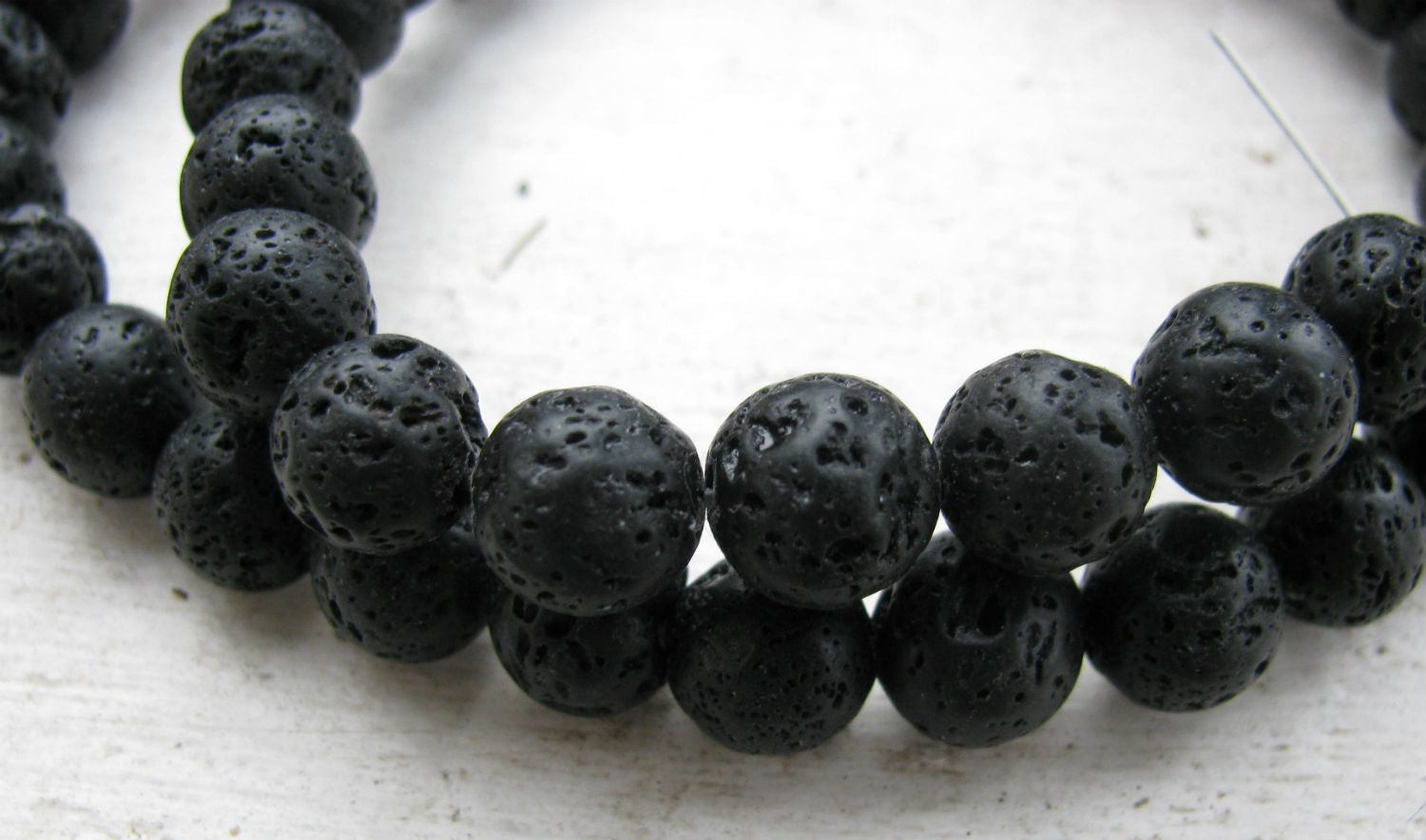 Lavasten - Svart 10 mm 1 sträng Hilmas Pyssel