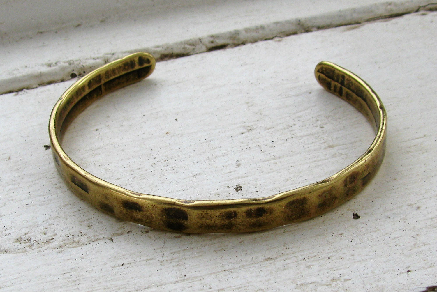 Armbandsstomme Bronsfärgad - Brett med bankad yta 7mm, 1 Styck Grekisk Metall