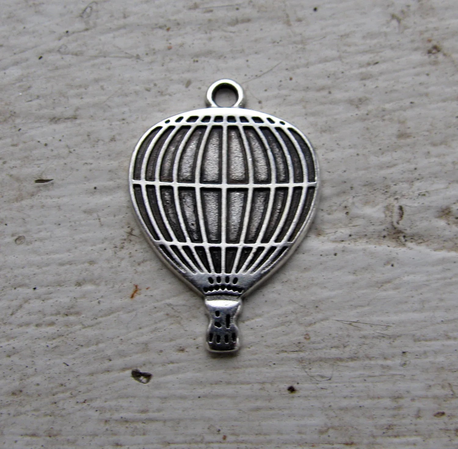 Berlock Silverfärgad - Luftballong 1 styck Grekisk Metall