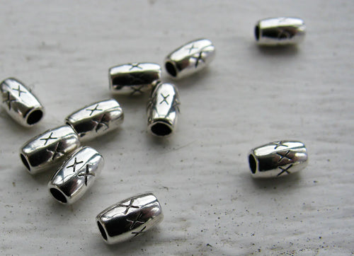 Mellandel Silverfärgad - Tub med kryss 3,4x5,4 mm, 10-pack Grekisk Metall