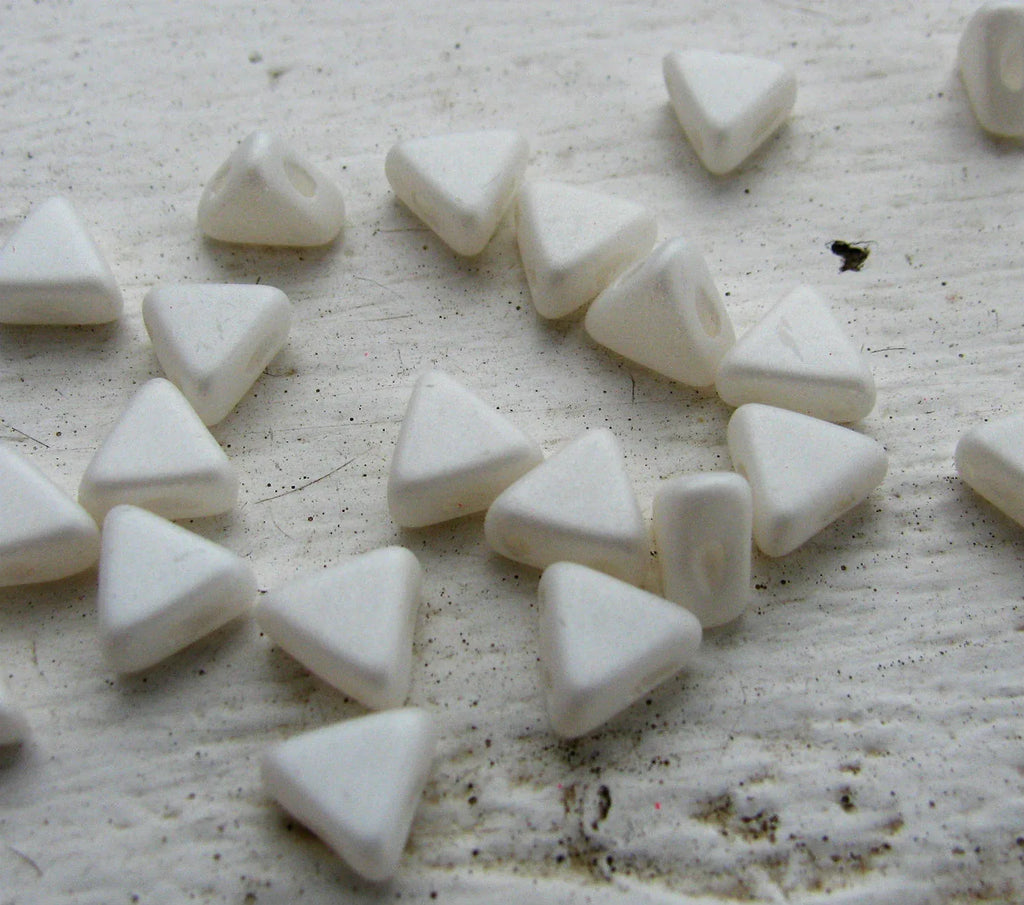 Kheops® Par Puca® - Opaque White Silk Matte, 10 gram Les perles par Puca® - Paris