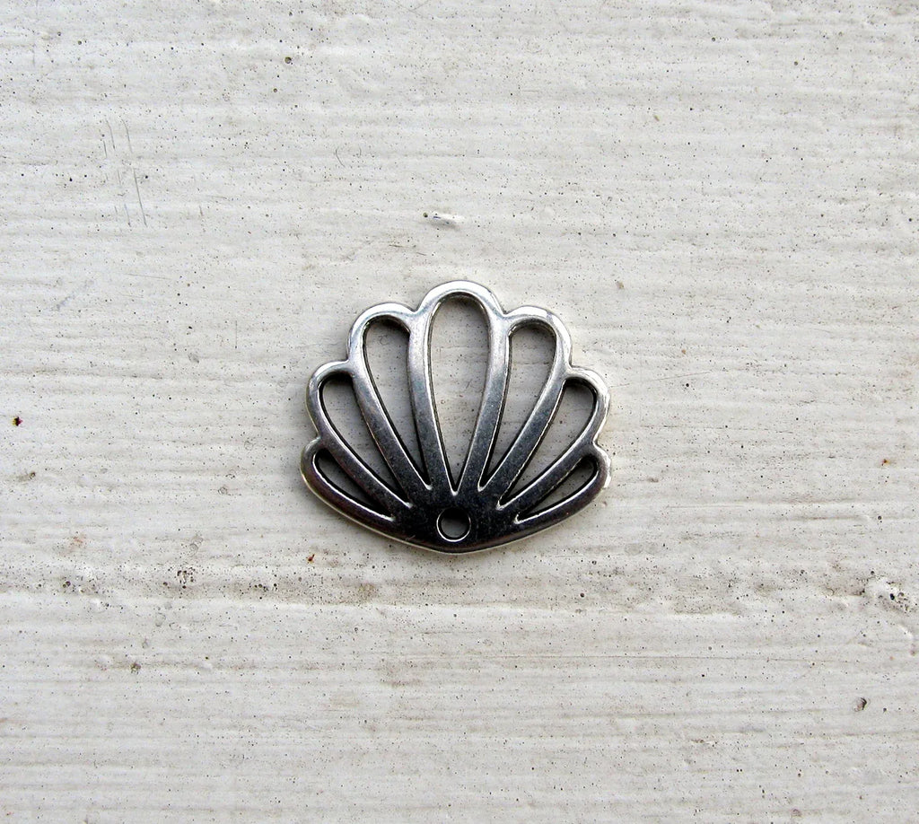 Berlock Silverfärgad - Snäcka, 1 styck Grekisk Metall