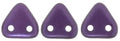 CzechMates Triangle Bead - Tvåhål, Pearl Coat Purple Velvet 6mm, 10 gram CzechMates