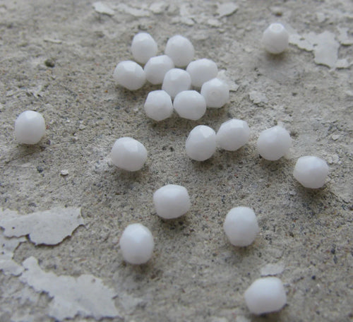 Tjeckiska Firepolish - White 3 mm, 50-pack Hilmas Pyssel