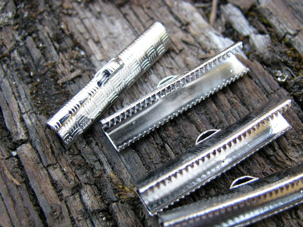 Ändfäste platta band Silverfärgad - Bredare modell, 25 mm, 4-pack Grekisk Metall