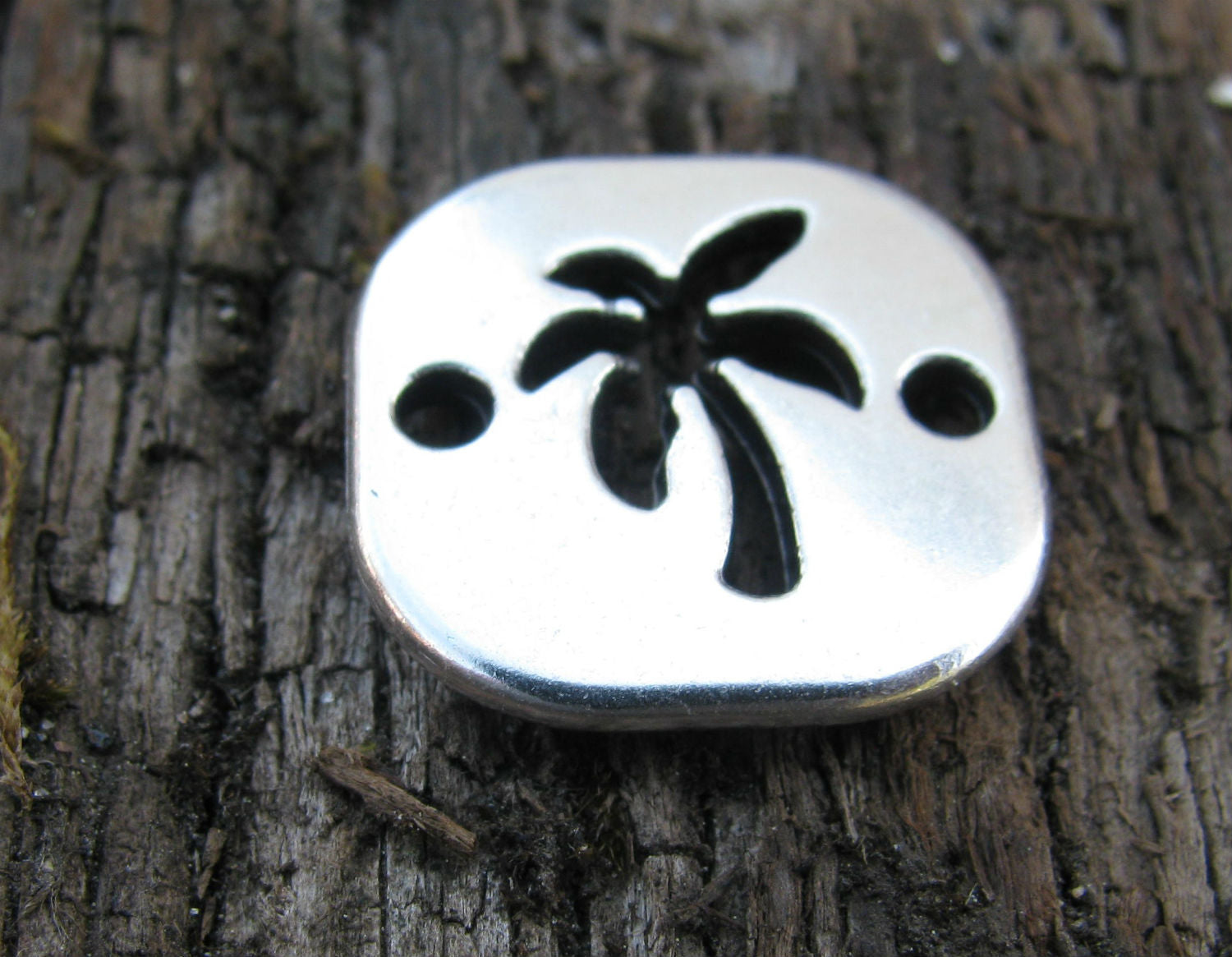 Connector Silverfärgad - Fyrkant med palm 18mm 1 styck Grekisk Metall