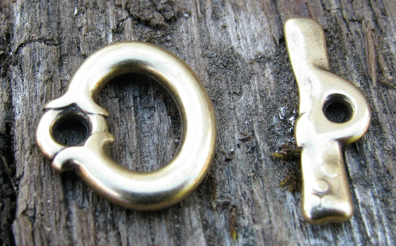 Stavlås Bronsfärgat - Oval med prickar 1 set Grekisk Metall