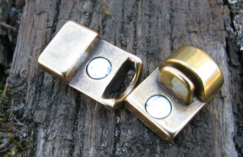 Magnetås bronsfärgat - Breda band med förhöjd mitt 1 set Grekisk Metall