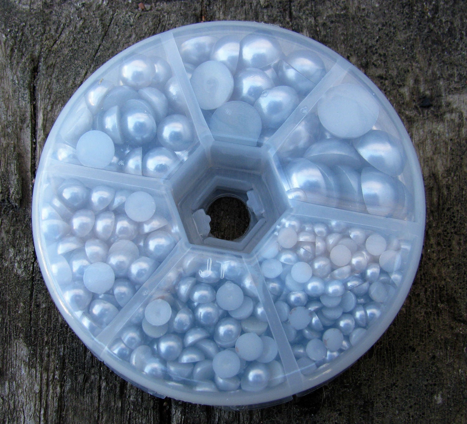 Halvpärlor / Flatback Mix - Runda Grå 1 ask Hilmas Pyssel