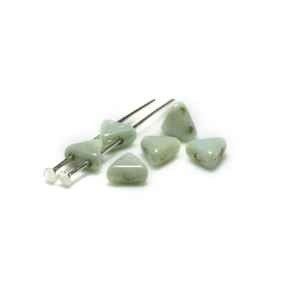 Kheops® Par Puca® - Opaque Light Green Ceramic Look, 10 gram Les perles par Puca® - Paris
