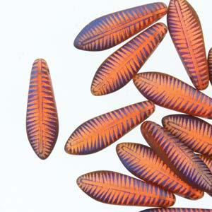 Dagger - Orange Transparent Matt Laser Feather 5x16mm, 1 sträng Hilmas Pyssel