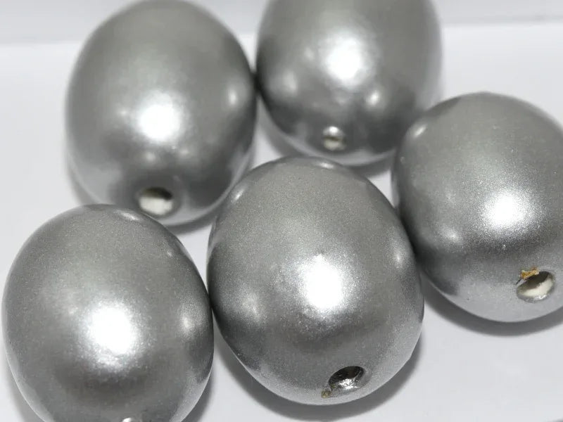 Paper Mache Beads - Silver Oval 24x18mm 1 styck Hilmas Pyssel