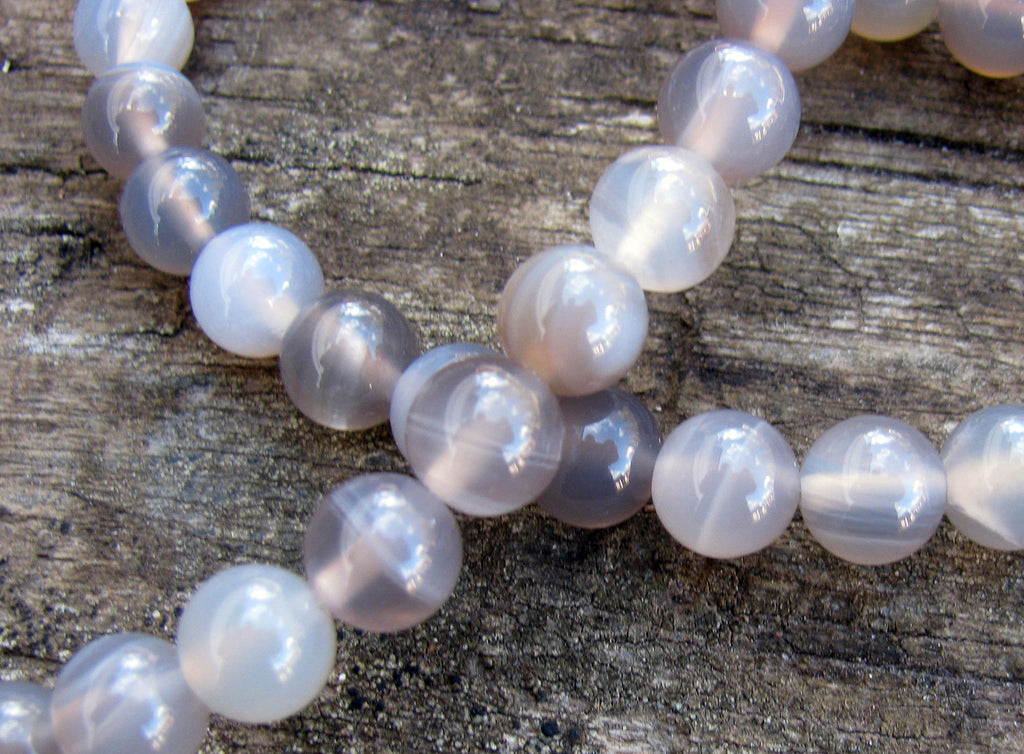 Striped Agat - Grå 8 mm 1 sträng Hilmas Pyssel