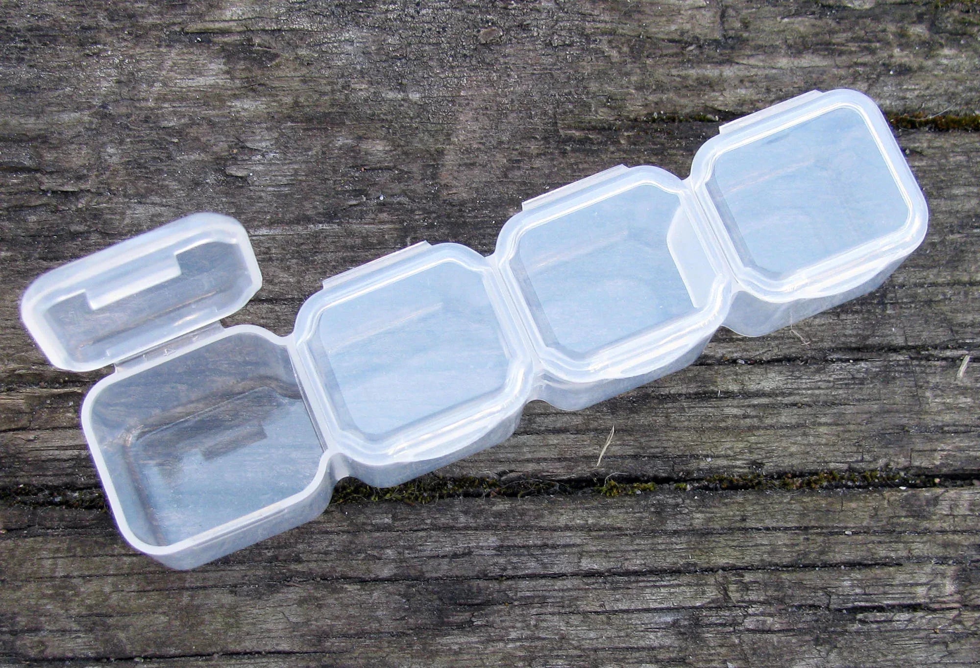 Pärlförvaring - Ask med 28 fack, 1 förpackning Hilmas Pyssel