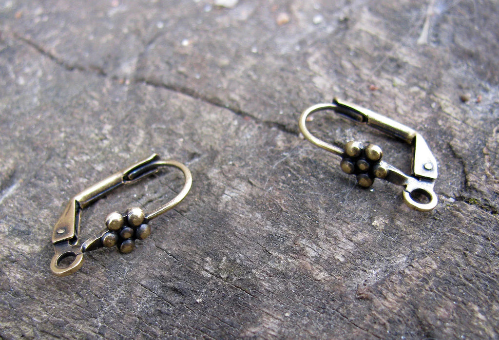 Örkrok Brisyr Bronsfärgad - Blomma 17mm, 1 par Grekisk Metall