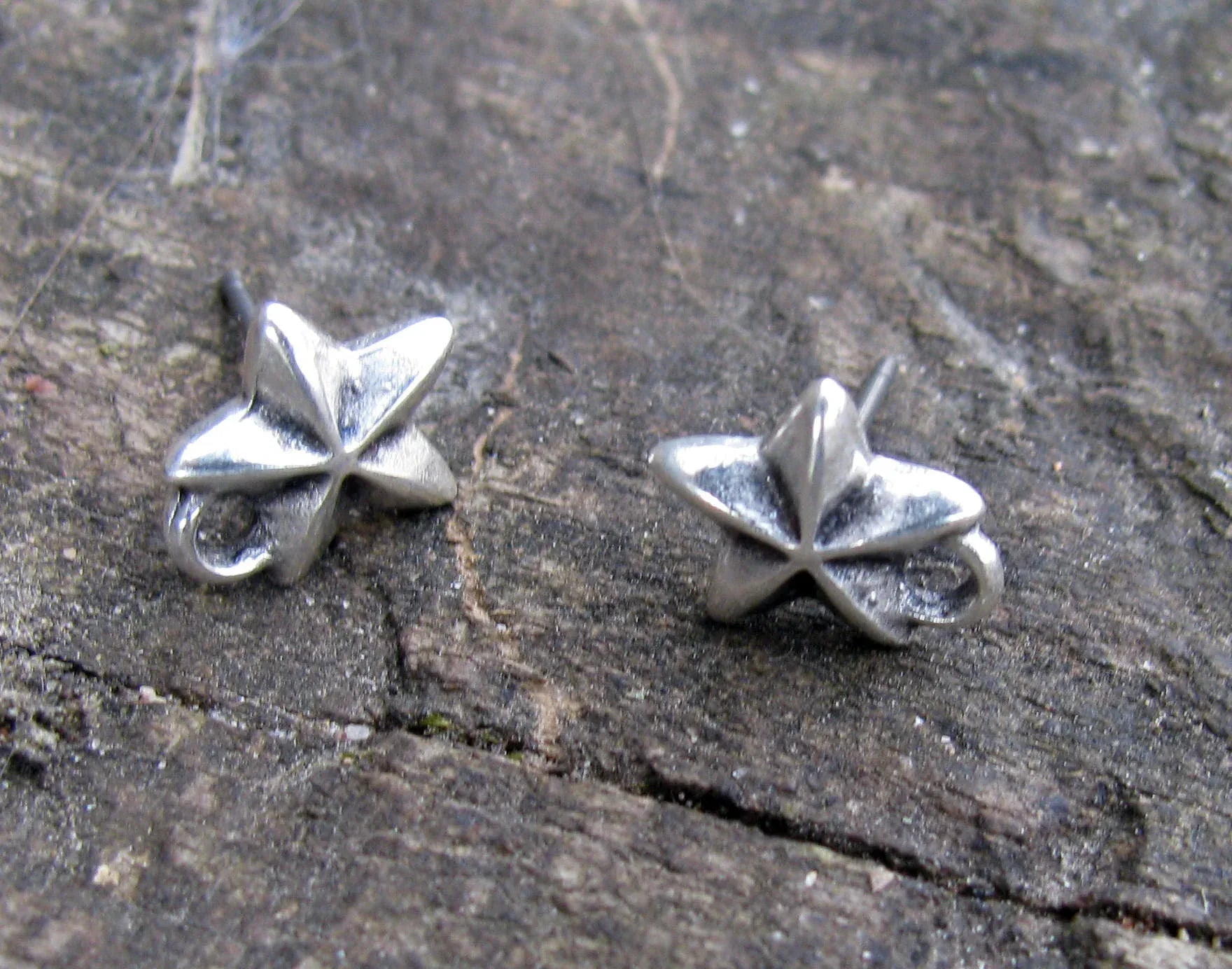 Örstickare Silverfärgad - Stjärna med Ögla, 9mm, 2-pack Grekisk Metall