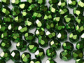 Tjeckiska Firepolish - Heavy Metal Green 6mm, 25-pack Hilmas Pyssel