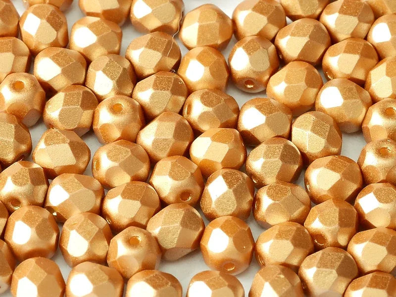 Tjeckiska Firepolish - Pastel Amber 6mm, 25-pack Hilmas Pyssel