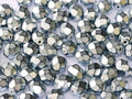 Tjeckiska Firepolish - Heavy Metall Jet Silver 4mm, 1 sträng Hilmas Pyssel