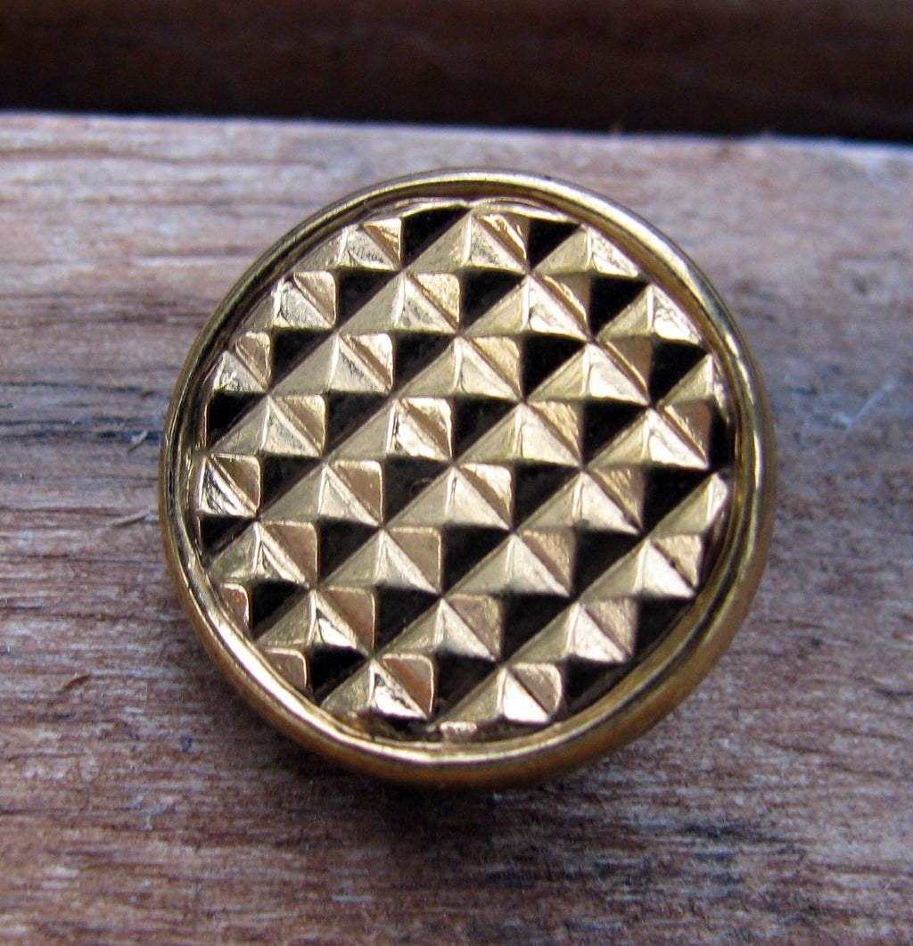 Glasknapp - Guld med rutmönster, 18mm 1 styck Hilmas Pyssel