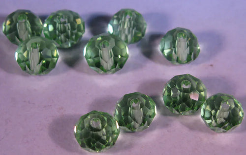 Facetterade glaspärlor - Gröna 8x6mm 1 sträng Hilmas Pyssel