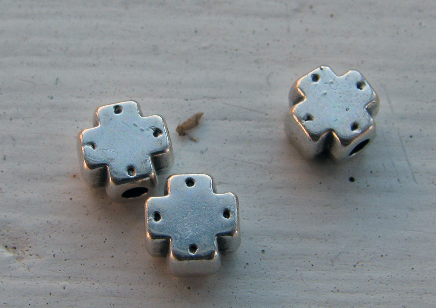 Mellandel Silverfärgad - Fyrkantskors 6,5mm, 3-pack Grekisk Metall