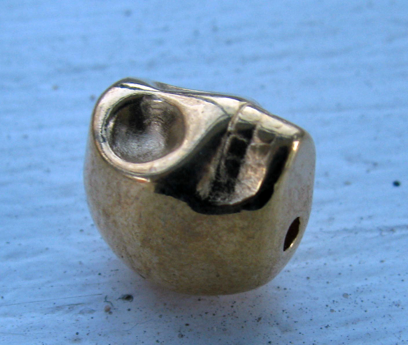 Mellandel Guldfärgad - Döskalle 13x10mm 1 styck Grekisk Metall