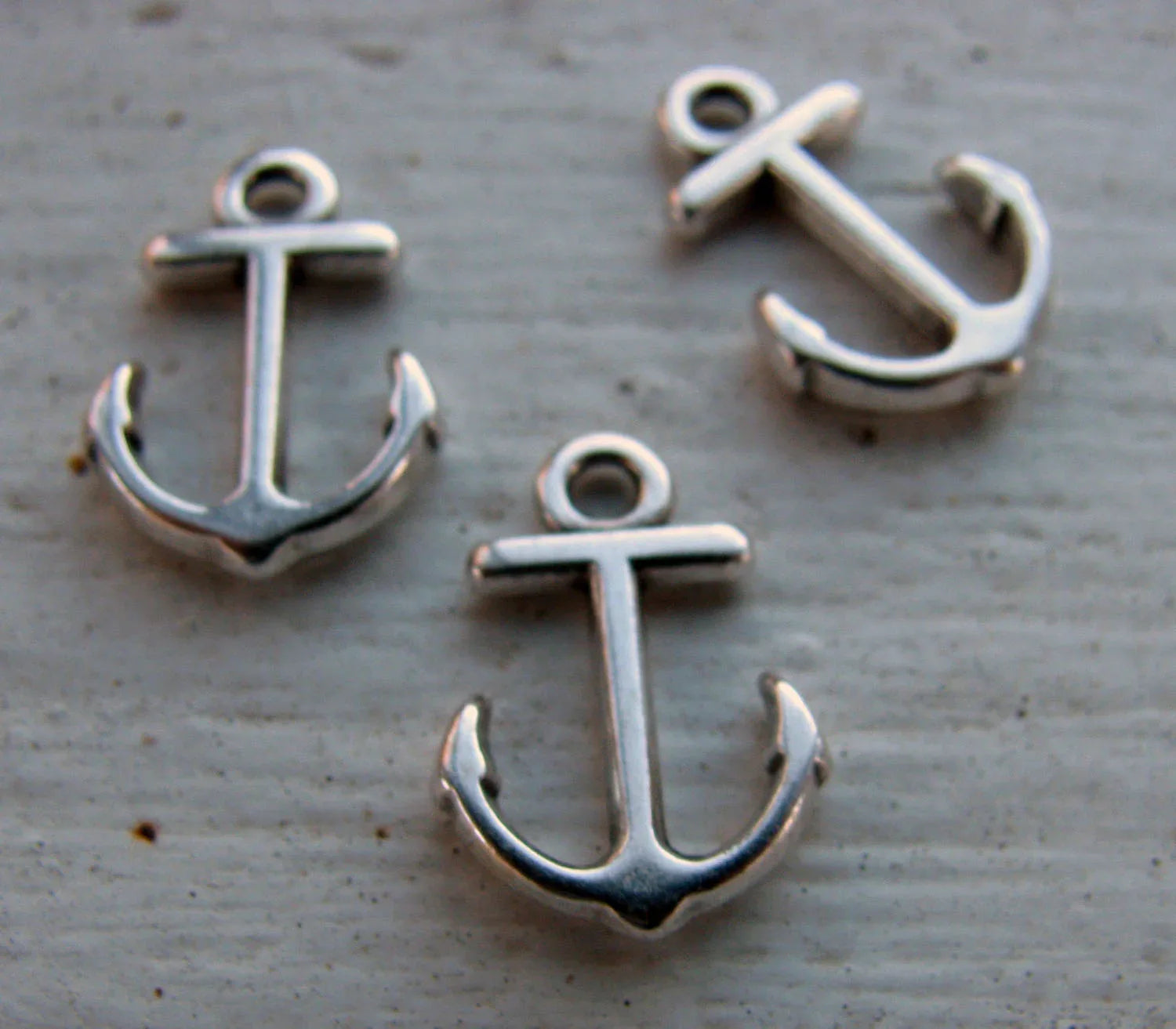 Berlock silverfärgad - Ankare 11x12mm 3-pack Grekisk Metall
