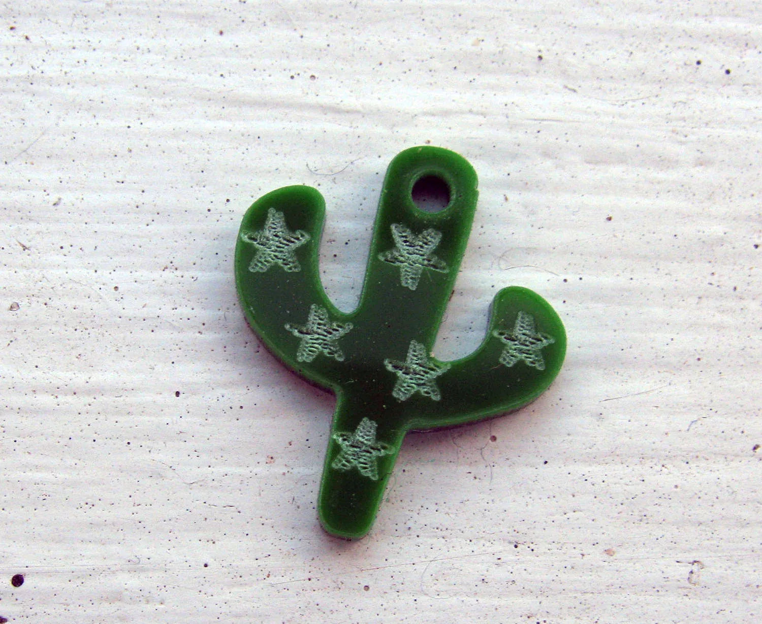 Hänge Plexi - Mindre Kaktus 17x20mm 1 styck Hilmas Pyssel