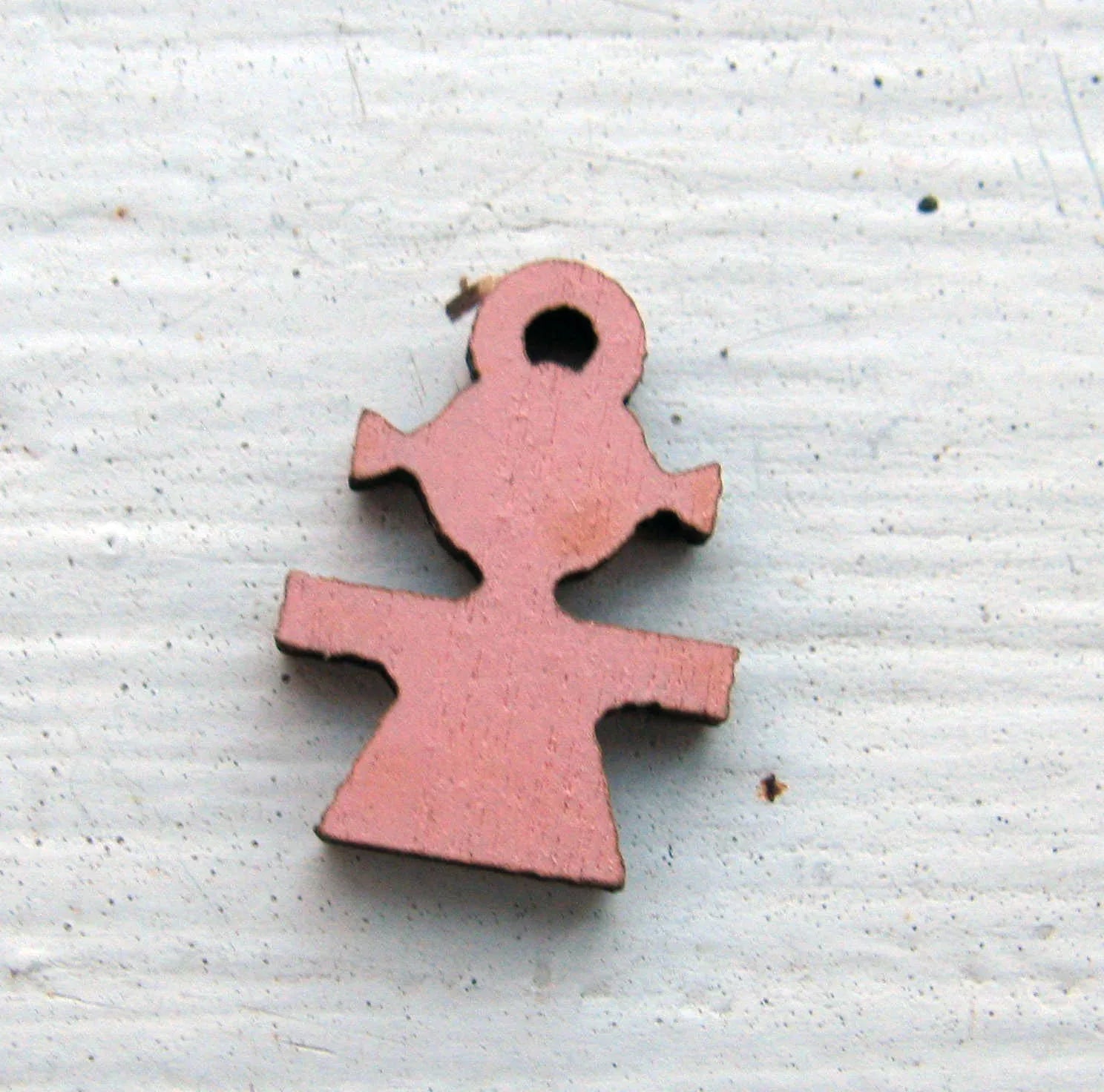 Hänge Trä - Flicka Rosa 11x12mm 1 styck Hilmas Pyssel
