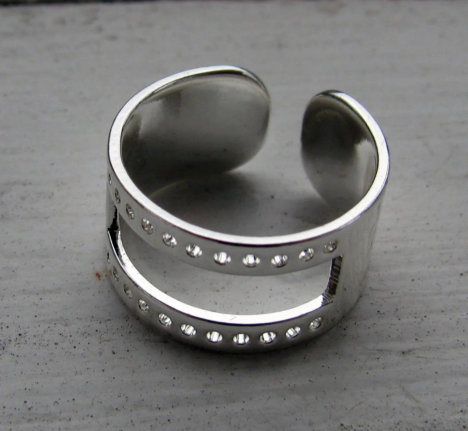 Ringstomme Ljustsilverfärgad - Med hål (Miuyki) 1 styck Grekisk Metall