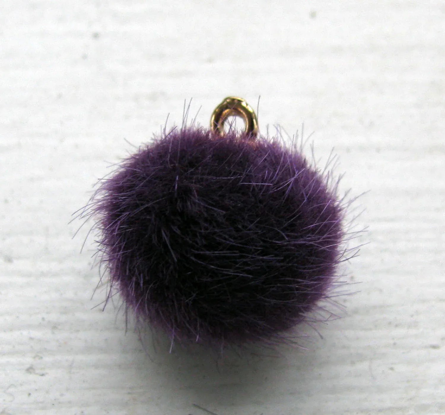Hänge Boll - Fuskpäls Lila 15mm 1 styck Grekisk Metall