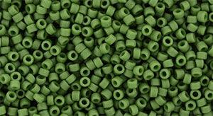 TOHO Seed Beads - Semi-Glazed Clover 15/0, 10 Gram TOHO