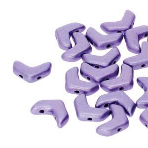 Chevron Duo - Jet Suede Purple 10x4mm, 1 sträng Hilmas Pyssel