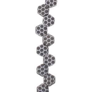 Honeycomb - Black/White Laser Core 6mm, 1 sträng Hilmas Pyssel