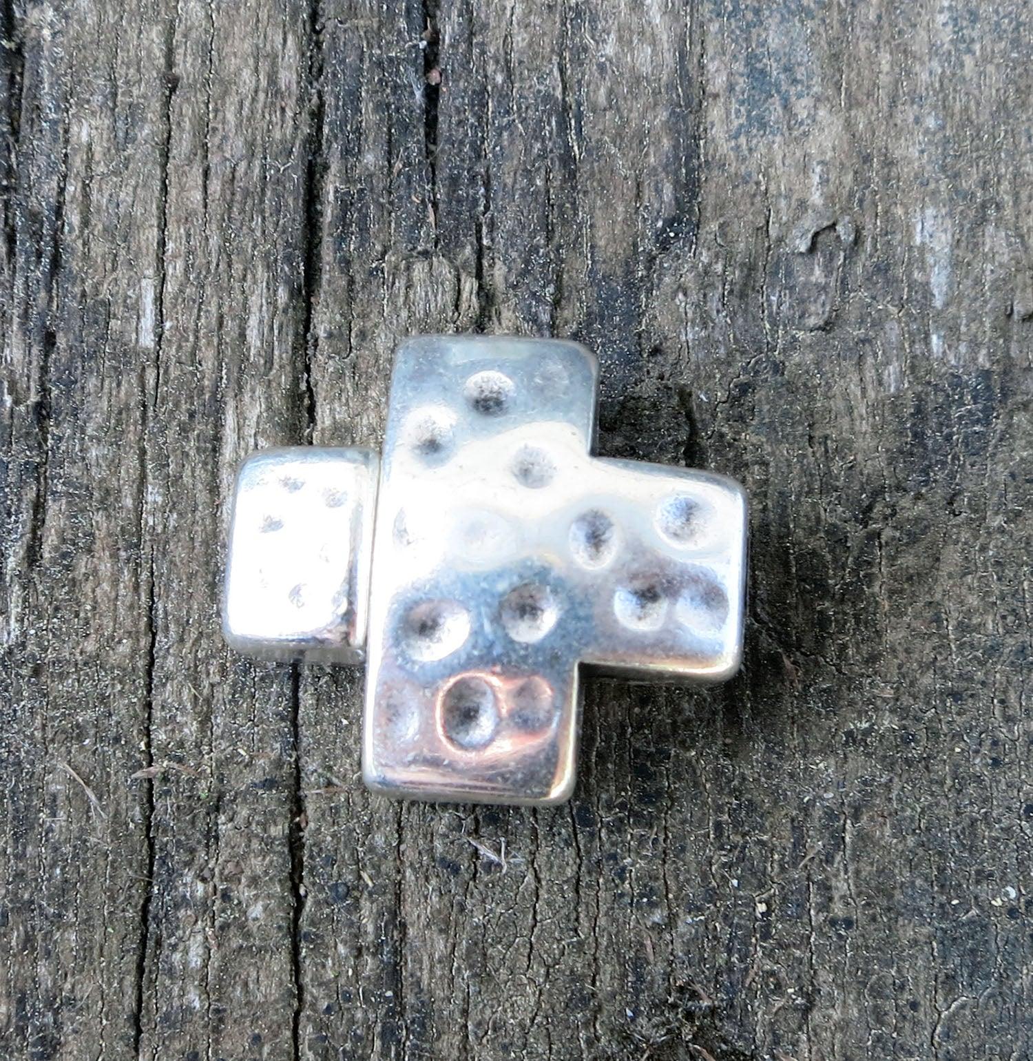 Magnetås silverfärgat - Breda band, Kors 5x2mm 1 set Grekisk Metall