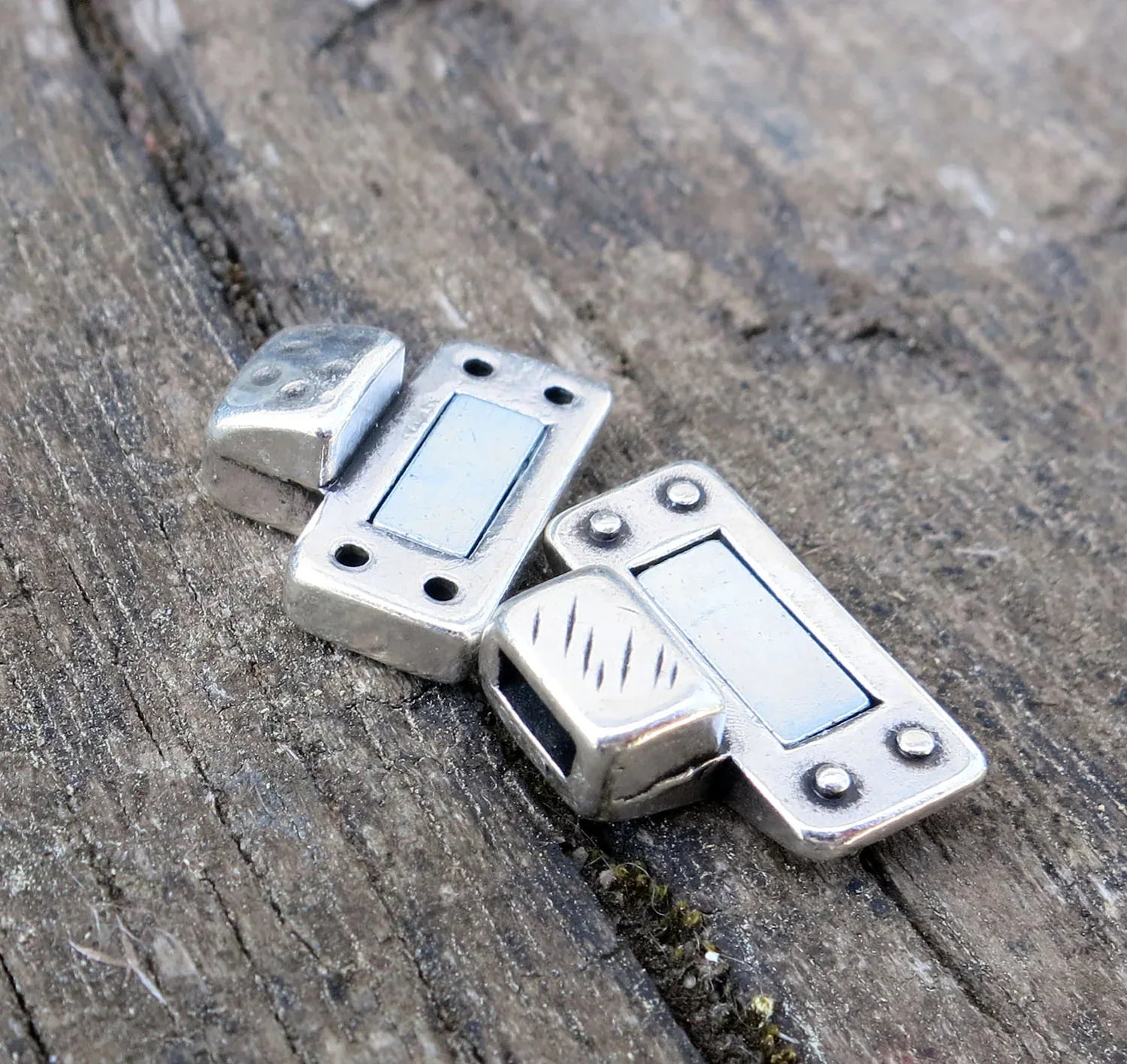 Magnetås silverfärgat - Breda band, Kors 5x2mm 1 set Grekisk Metall