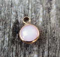 Berlock Facetterad - Rund Mjölkig Rosa, 6mm, 1 styck Grekisk Metall