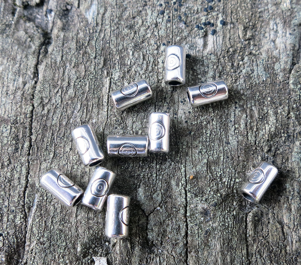 Mellandel Silverfärgad - Tub med cirkel 3,2x5,7 mm, 10-pack Grekisk Metall
