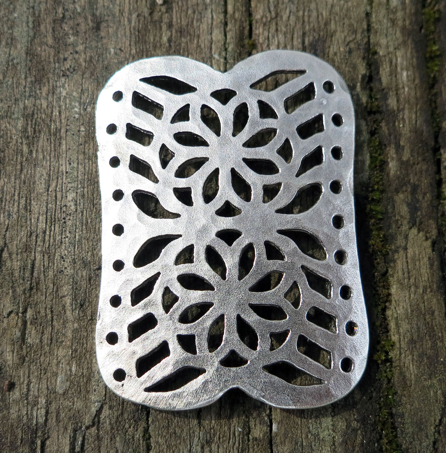 Connector Silverfärgad - Rektangel med 2 blommor 39x29mm 1 styck Grekisk Metall