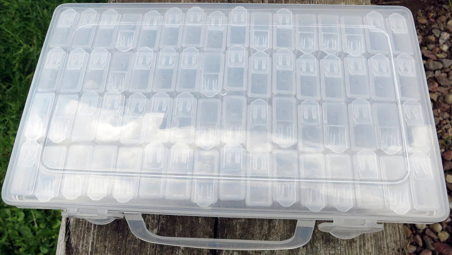 Förvaring pärlor - Låda med 64 mindre askar, 1 förpackning Hilmas Pyssel