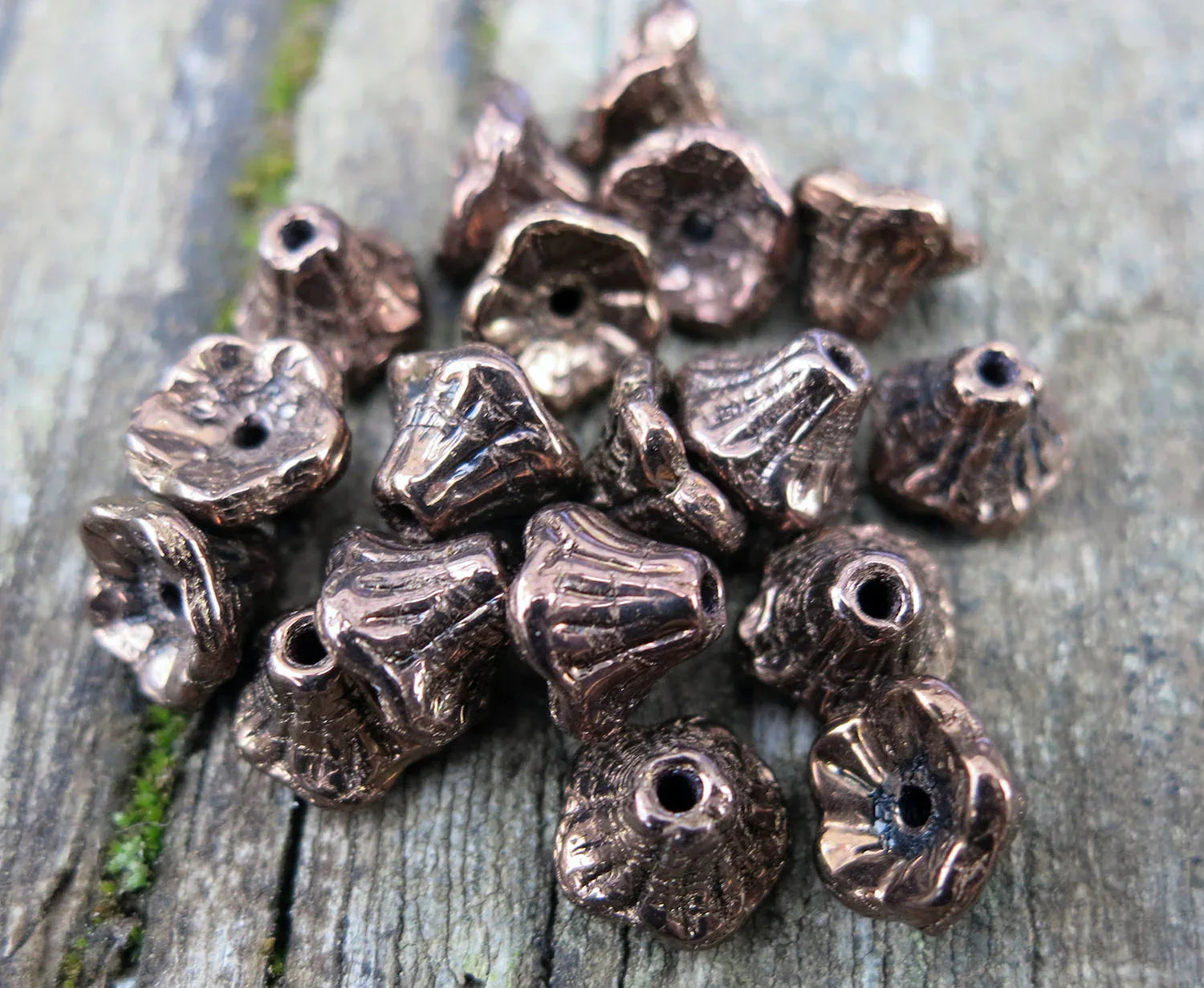Flower Cup Beads - Jet Bronze 7x5 mm, 20-pack Hilmas Pyssel
