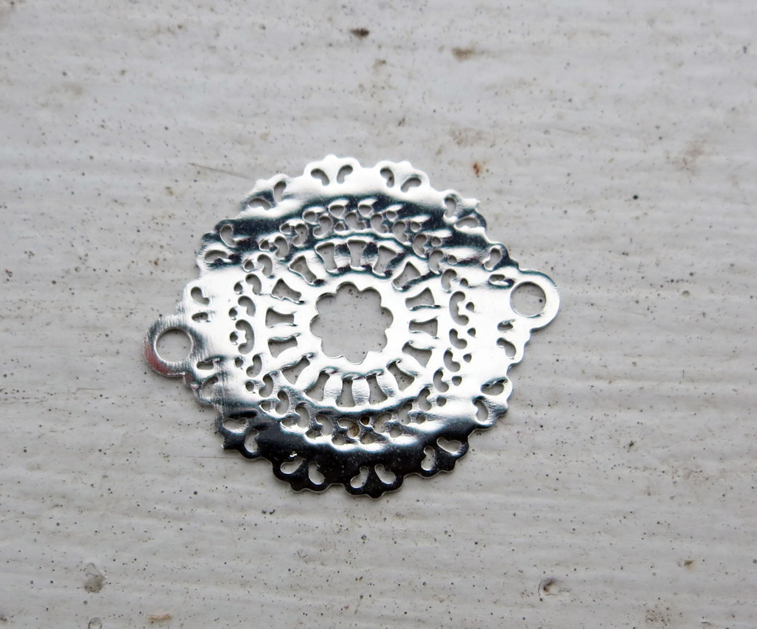 Connector Silverfärgad - Mandala 23x18mm 1 styck Grekisk Metall