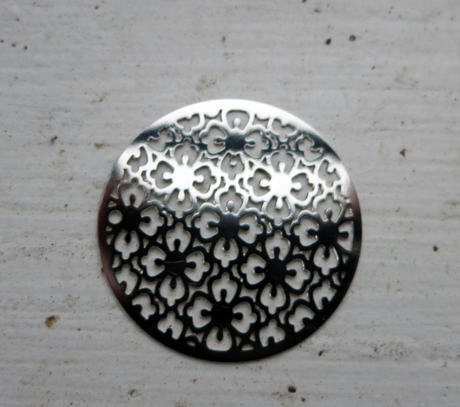 Connector / Hänge Silverfärgad - Mandala med blommor 30mm 1 styck Grekisk Metall