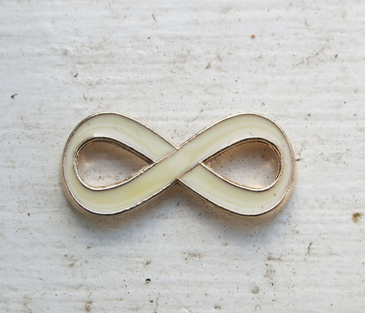 Connector infinity - Evighetstecken emalj vit, 1 styck Grekisk Metall