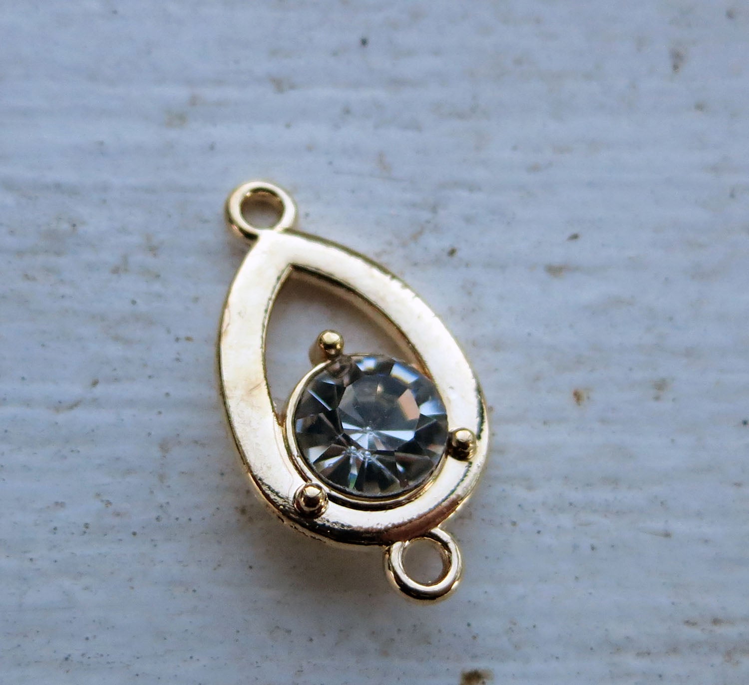 Connector Guldfärgad - Droppe med Strassten 13x15mm 1 styck Grekisk Metall